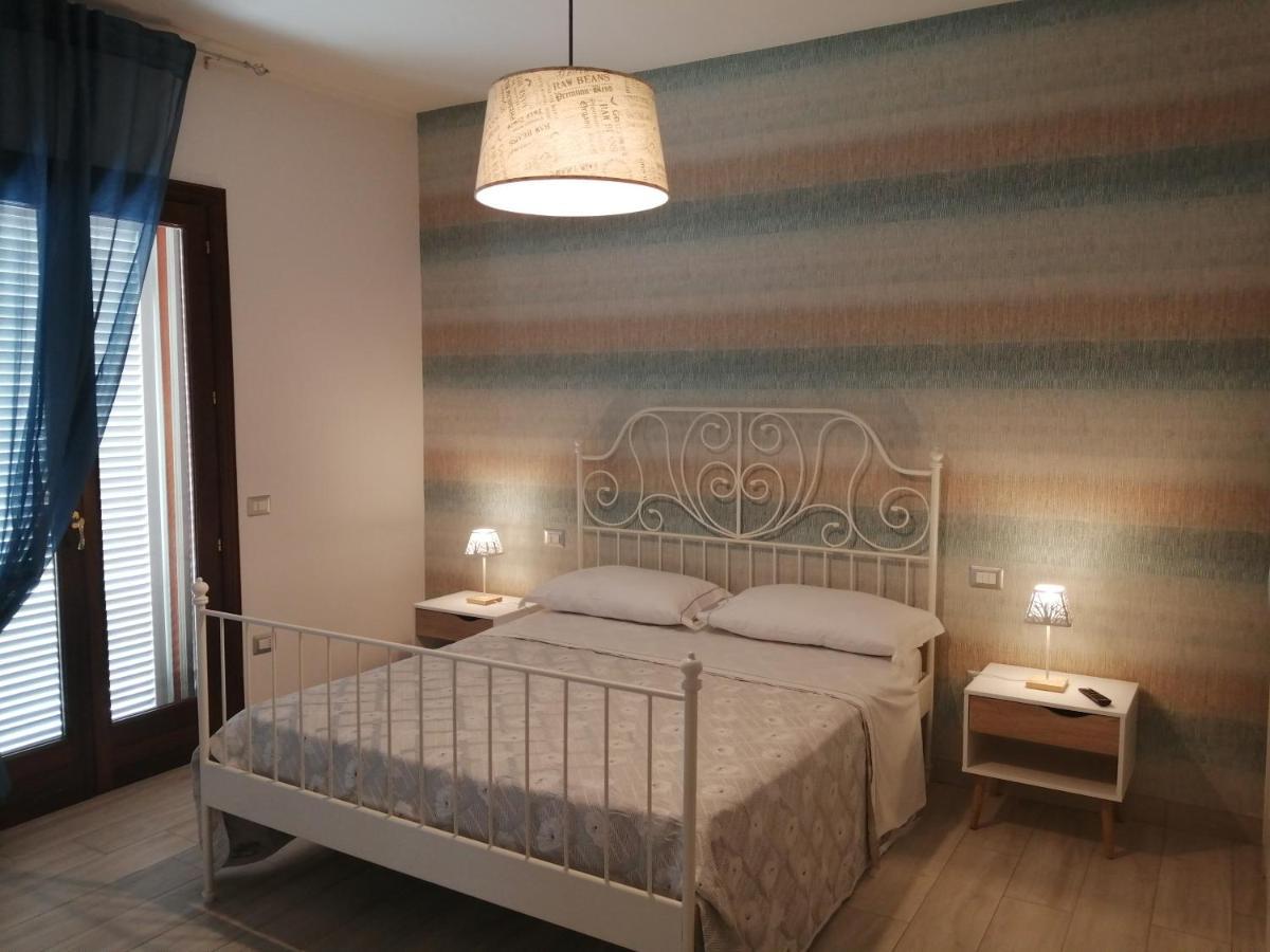 White Lady B&B Pompei Bagian luar foto